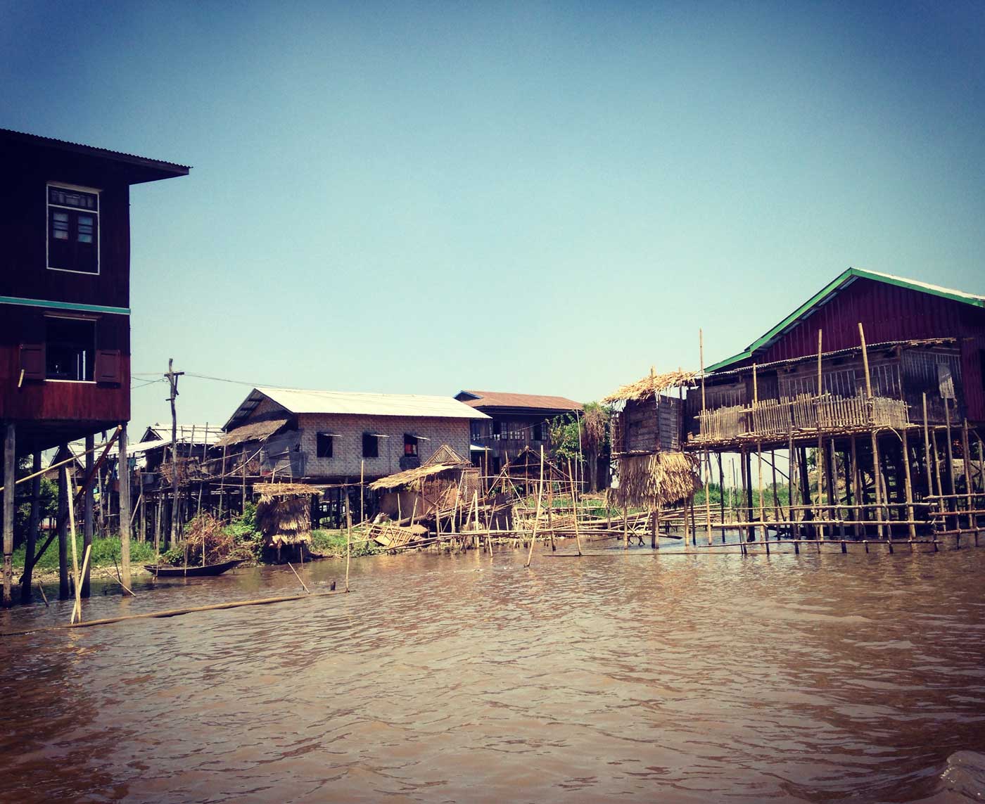 Inle homes